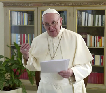 Papa zahvalio novinarima na otkrivanju seksualnog zlostavljanja