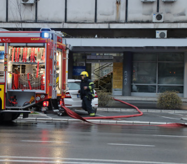 GORI HRVATSKA AMBASADA: Veliki požar u Beogradu