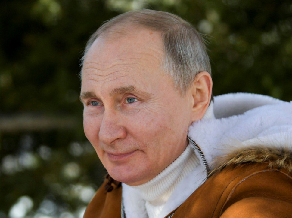 PUTINOVI RODITELJI: Vladimir neverovatno liči na MAJKU