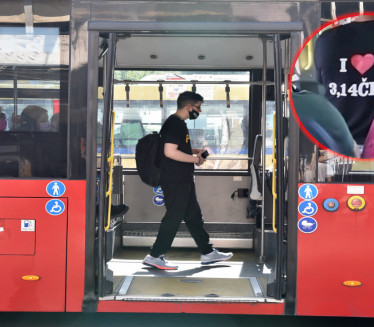 SEKSIZAM ILI ŠALA? Scena iz autobusa u Beogradu podelila naciju