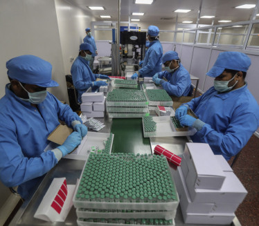 БОРБА ПРОТИВ КОРОНЕ У СВЕТУ: Индија увела вакцине на бази ДНК
