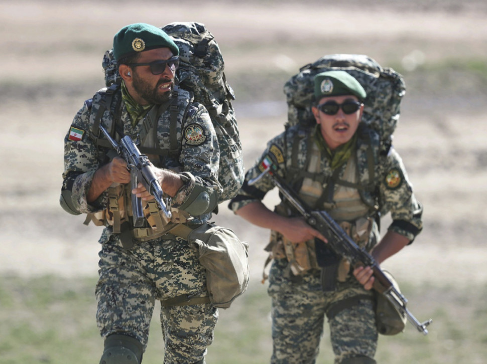 ИРАН ДЕМОНСТРИРА СИЛУ: Вежба на граници са Азербејџаном