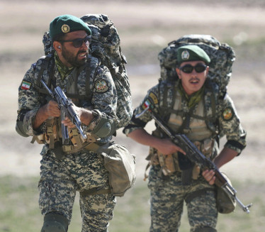 IRAN DEMONSTRIRA SILU: Vežba na granici sa Azerbejdžanom