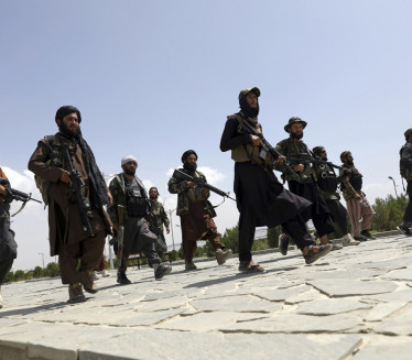 АВГАНИСТАН: Талибани формирали батаљон бомбаша-самоубица
