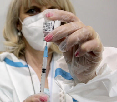 МИНИСТАРСТВО САОПШТИЛО: До краја јуна ћемо избацити вакцине