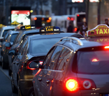 START 250 DIN: Poskupljuje taksi u Beogradu