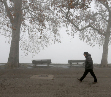 UPALJEN METEOALARM: Magla pravi probleme širom Srbije