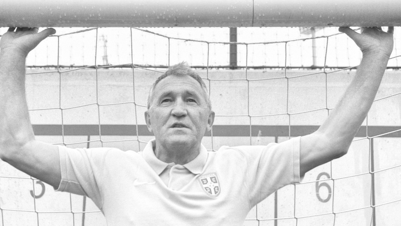 ПОЧИВАЈ У МИРУ: Умро легендарни српски голман од ковида 19