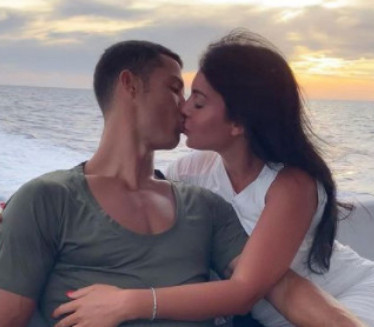 DIVNE VESTI: Kristijano Ronaldo i Georgina očekuju blizance