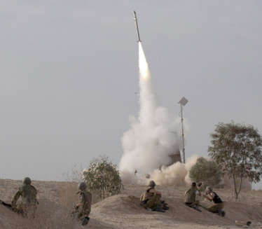 ПРЕСРЕЛИ РАКЕТЕ: Сирију ракетирао Израел?