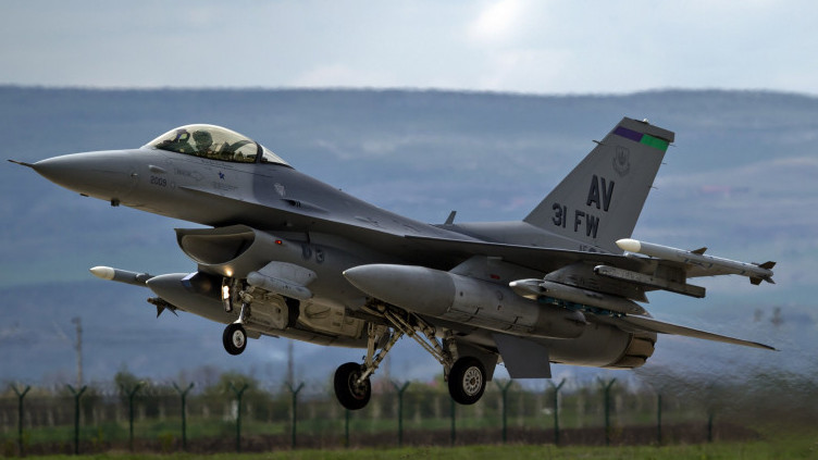 BUGARI ČEKAJU F-16: Posao s Amerima vredan 1,3 milijarde