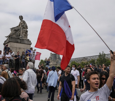 "AGRESOR JE NATO" Francuska levica ne podržava Ukrajince