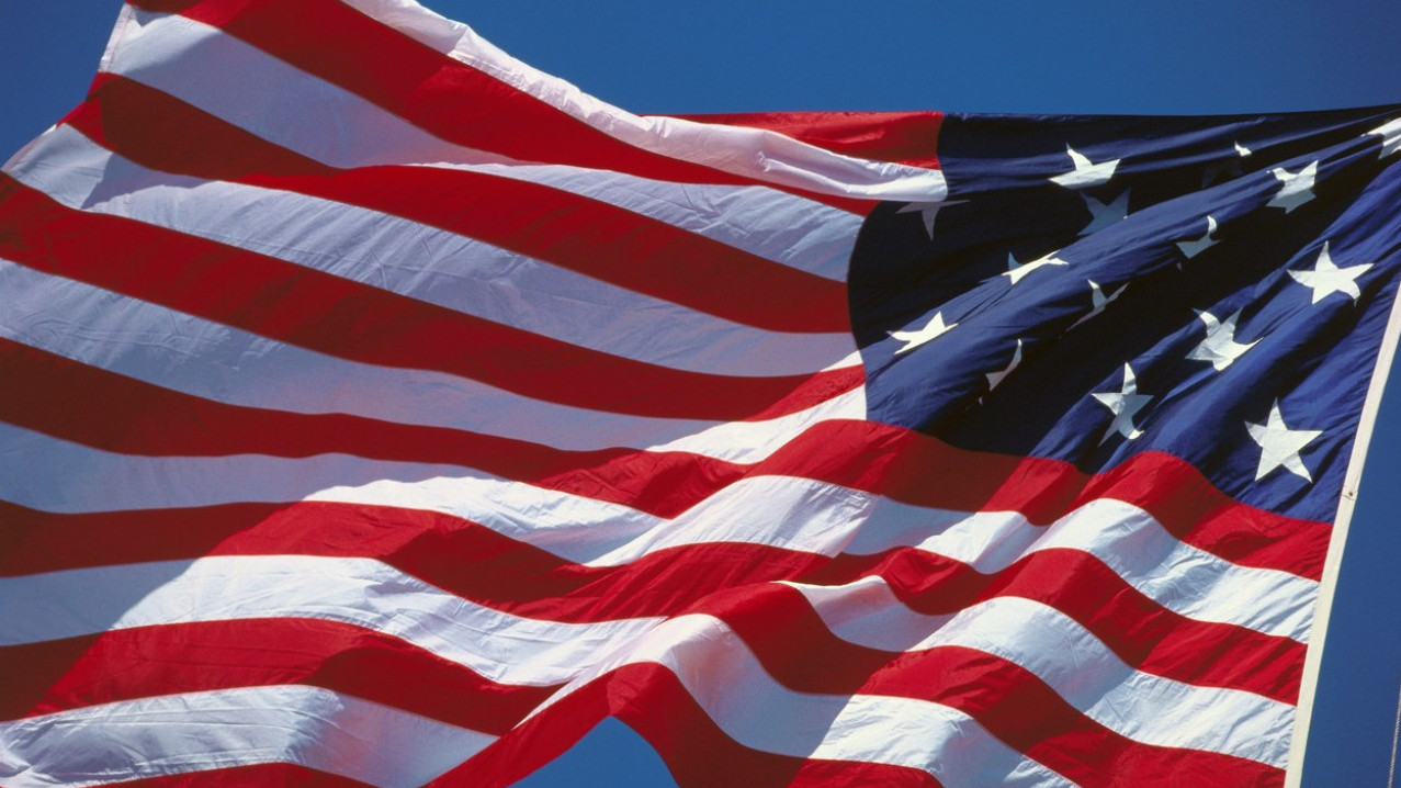 BAJDEN ODLUČIO: Zastave SAD na pola koplja zbog masakra