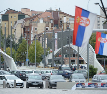 JEDINA NAŠA DRŽAVA JE SRBIJA: Srbi sa severa održavaju skup