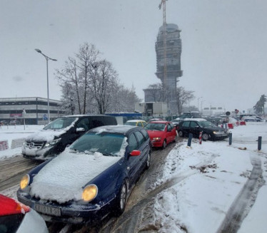 РЕЧ СТРУЧЊАКА: Овакав снег је најопаснији за вожњу