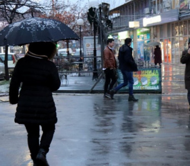 ВРЕМЕ ДАНАС: Хладно са падавинама широм Србије