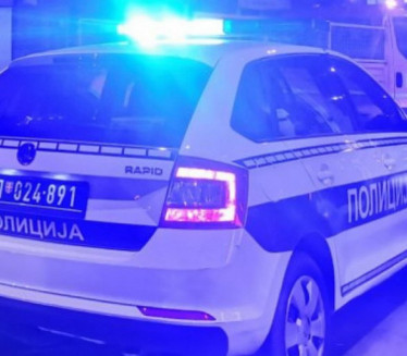 POVREĐENO DETE: Automobil udario u kombi kod Kuršumlije