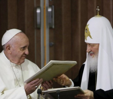 VATIKAN ŠALJE SIGNALE: Papa želi dogovor sa pravoslavljem
