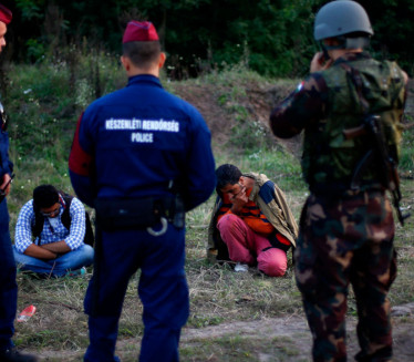 UHAPŠEN SRBIN U MAĐARSKOJ: Krijumčario devet migranata