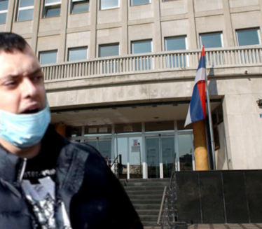 НАСТАВАК СУЂЕЊА: Беливук и Миљковић стигли у суд