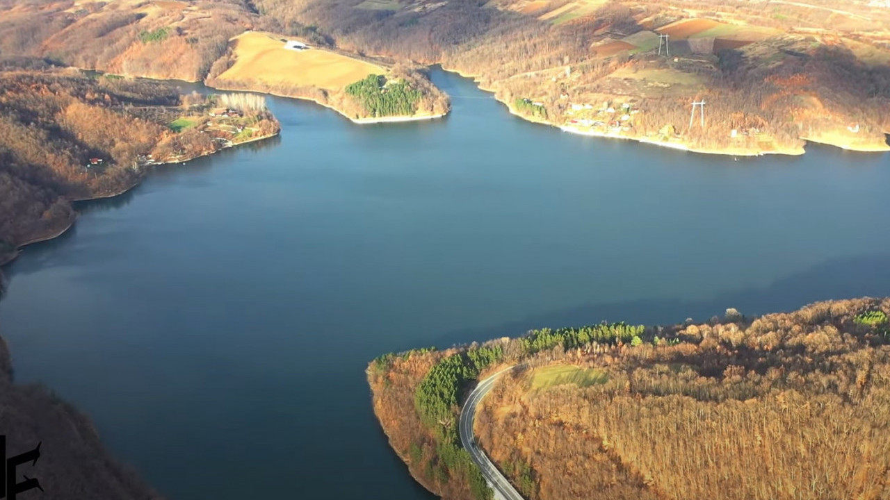 Српско језеро крије језиву тајну, а ОБЛИК тера страх у кости