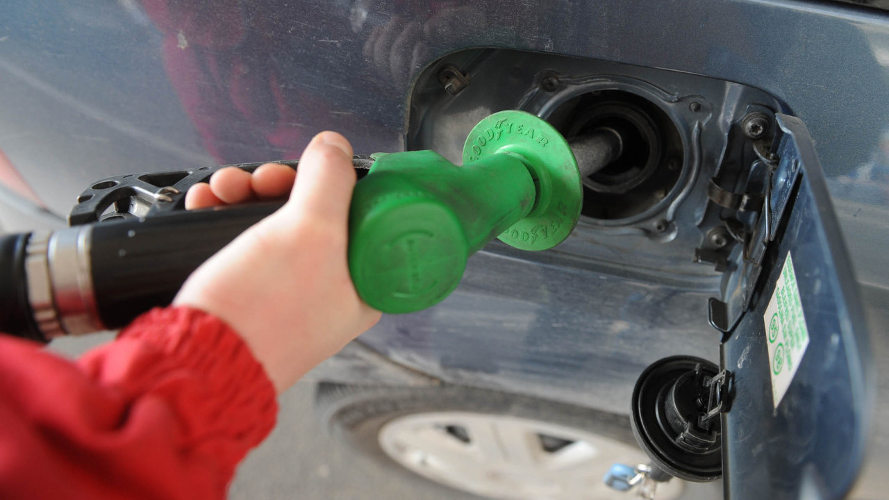 НЕМА РАЗЛОГА ЗА БРИГУ: Србија има довољоно горива