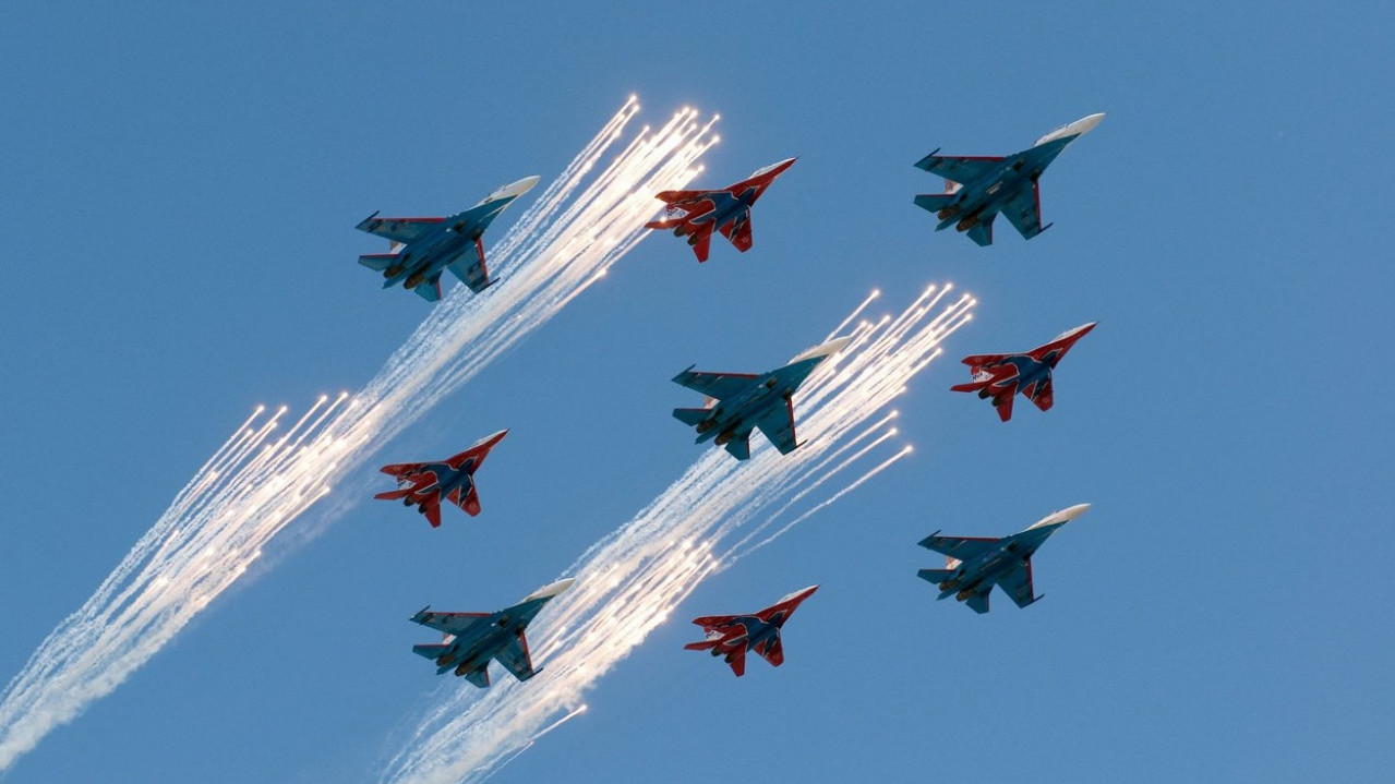 AVIONI IZNAD MOSKVE: Vazduhoplovna proba za paradu