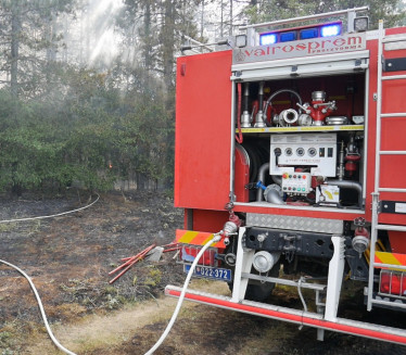 UDAR GROMA: 4 požara u Zlatiborskom okrugu