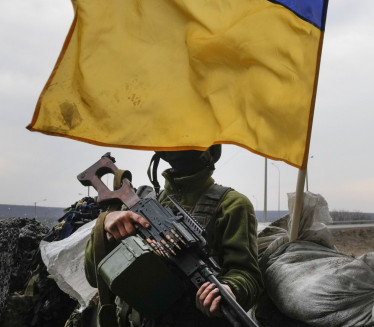 ПРЕДАЈУ СЕ: Из ЛНР-а тврде - украјинска војска полаже оружје