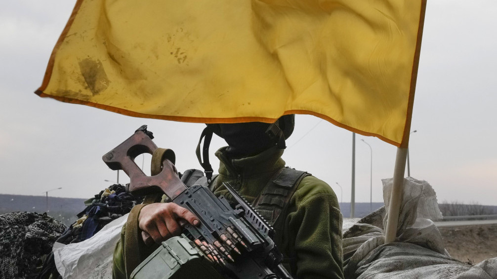 ПРЕДАЈУ СЕ: Из ЛНР-а тврде - украјинска војска полаже оружје