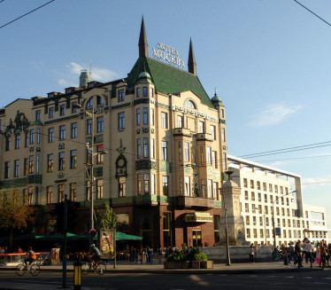 PROVOKACIJA USRED BG-A: Kome smeta Moskva u nazivu hotela?