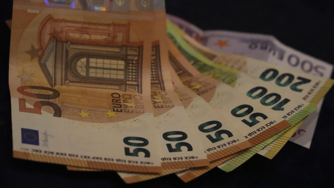 NBS: Dinar stabilan, kurs 117,6164 za evro