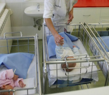 ZLATO NAŠE ZEMLJE: U Novom Sadu za dan rođeno 26 beba
