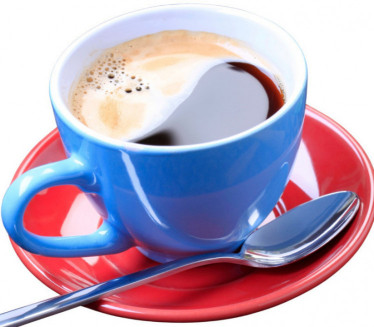 OMILJENI NAPITAK: Koja je kafa zdravija - topla ili hladna?