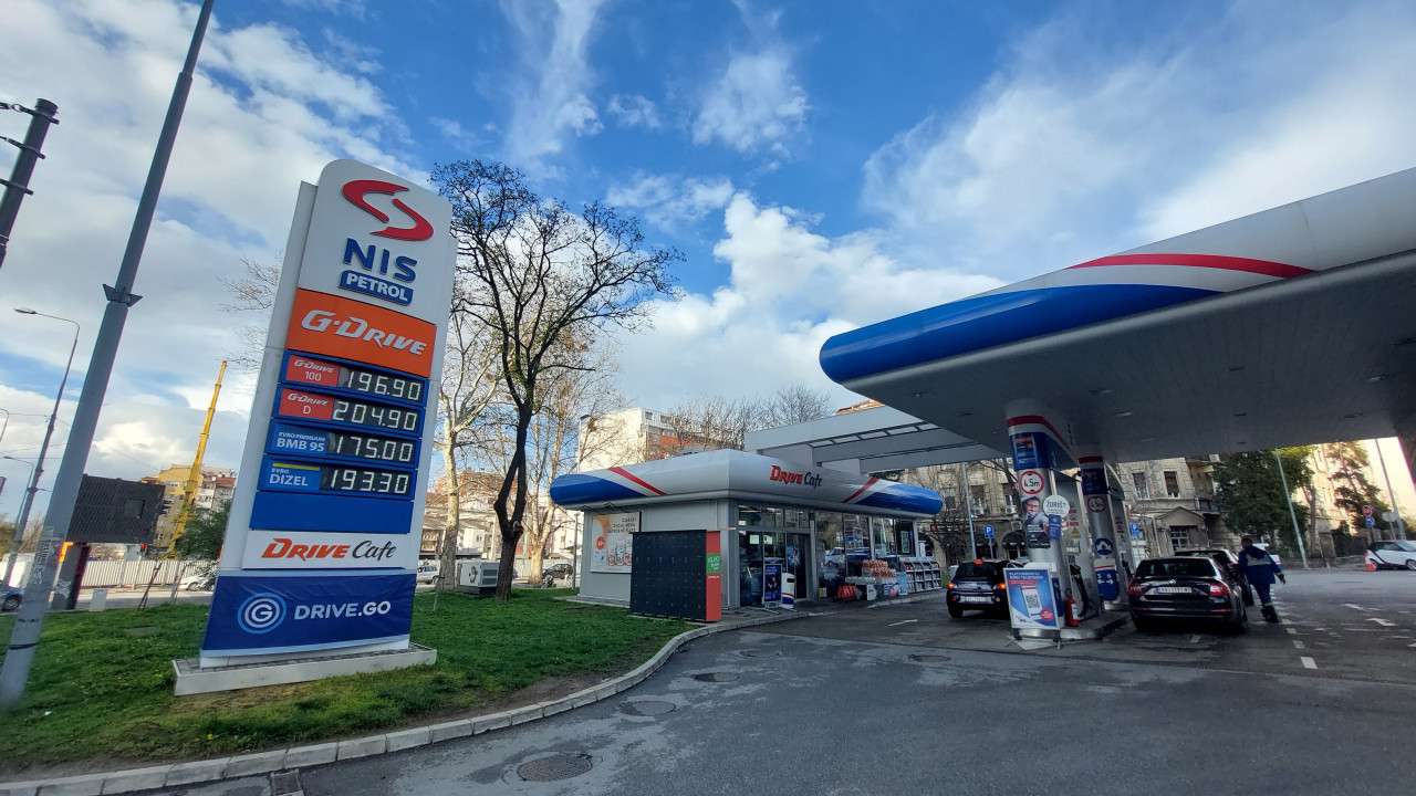 МИЋОВИЋ: Без великих промена цена горива