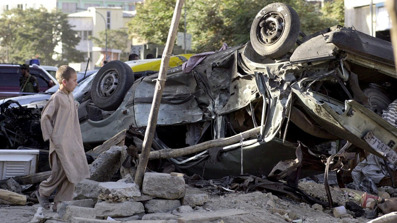 ТРАГЕДИЈА У АВГАНИСТАНУ: Експлозија убила 50 људи у џамији