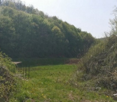 Албанске шумокрадице пуцале на српску полицију