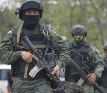 VANREDNO STANJE U EKVADORU: 9.000 policajaca na ulicama