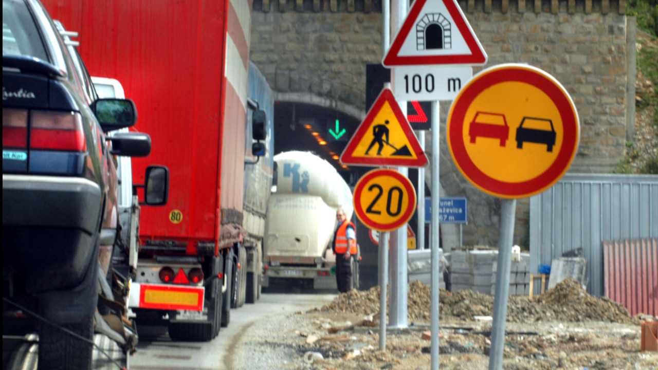 ПУТЕВИ СРБИЈЕ: Радови на деоницама ауто-пута Е-75
