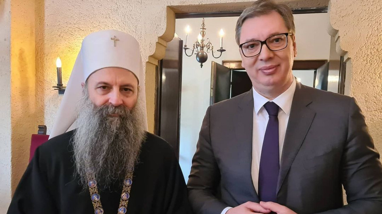 PREDSEDNIK ČESTITAO BOŽIĆ: Vučić uputio čestitku vernicima