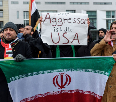 UDAR NA ŠVERVOCANJE NAFTE: Amerika uvela sankcije Irancima