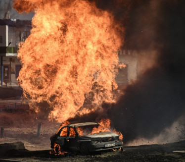 GORE AUTOMOBILI: Na makedonskim putevima sve češći požari