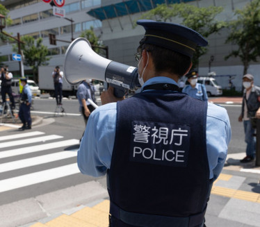 ПРИВЕДЕН ОСУМЊИЧЕНИ: Јапанц запуцао из оружја, убио 4 особе
