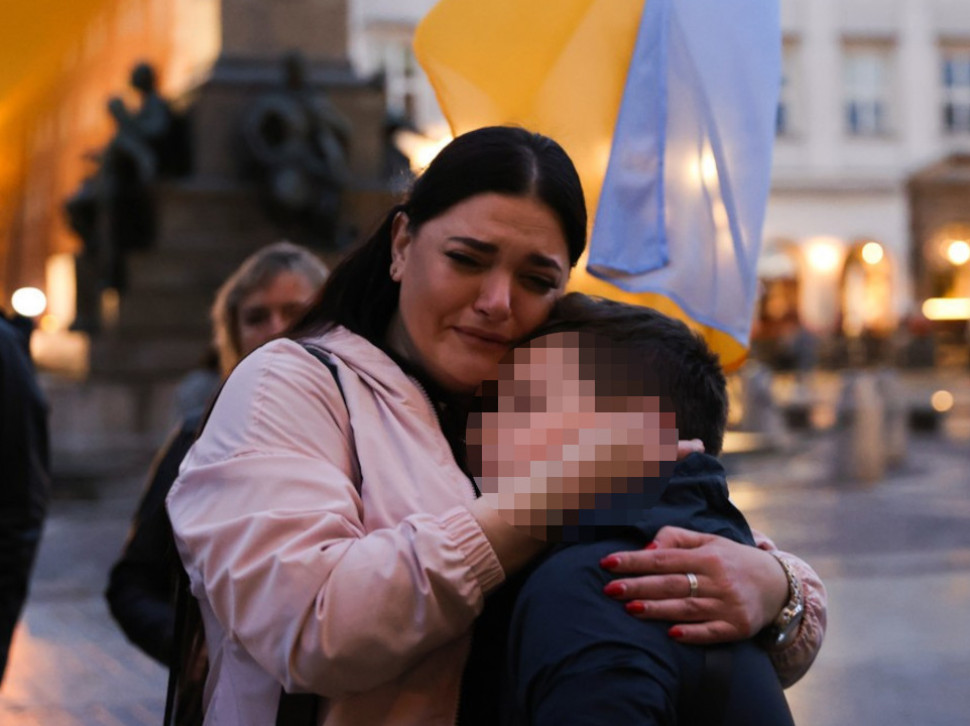 MIŠEL BAČELET TVRDI: Rusi usvajaju ukrajinsku decu?