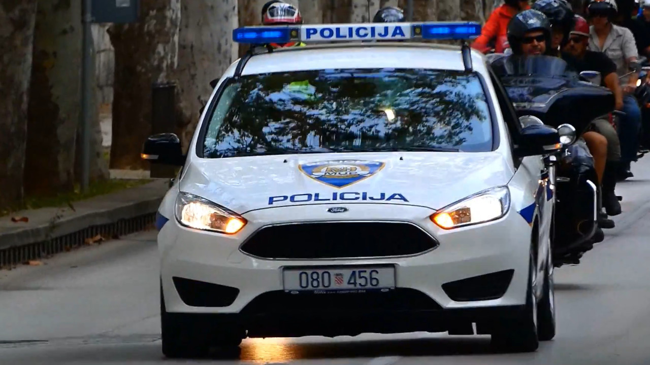 SRBIN DIVLJA U ZAGREBU Vožnja bez dozvole i sukob sa policijom