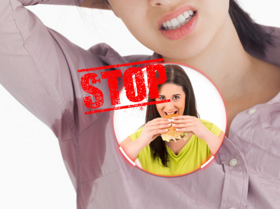 STOP: Zbog ove tri namirnice vam telo neprijatno miriše