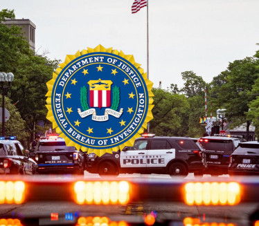PUCAO NA POLICIJU: Naoružan pokušao da provali u zgradu FBI
