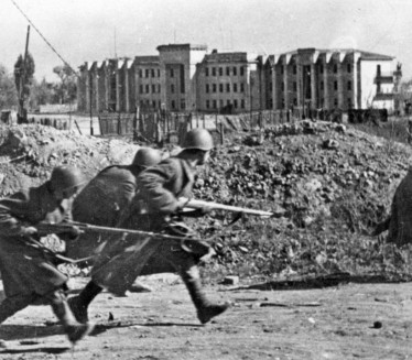 ДОГОДИЛО СЕ НА ДАНАШЊИ ДАН: Почела битка за Стаљинград