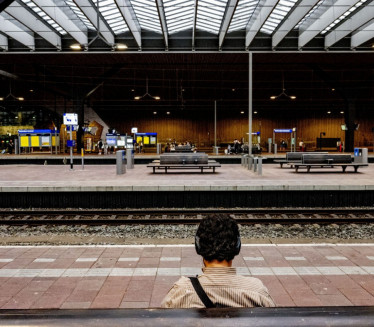 ZAPOČET ŠTRAJK Železnički radnici u Holandiji obustavila rad