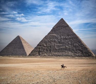 НОВА ТЕОРИЈА: Исушени рукавац Нила омогућио градњу пирамида?